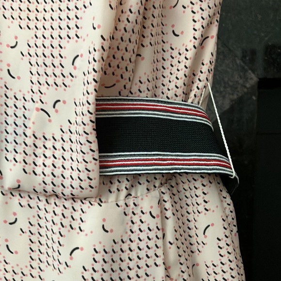 BCBG Mini-dress with cinched elastic belt waist, size S - Picture 4 of 7